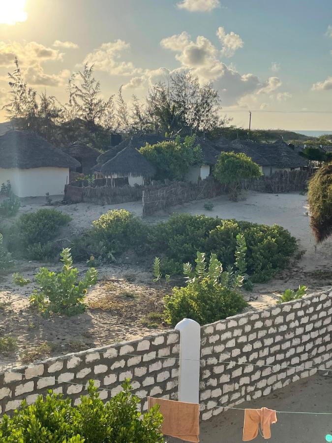 Mambrui Golden Beach Bar And Cottages Экстерьер фото
